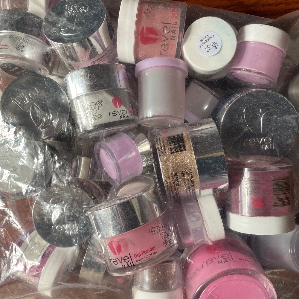 Assortment of dip nail colors